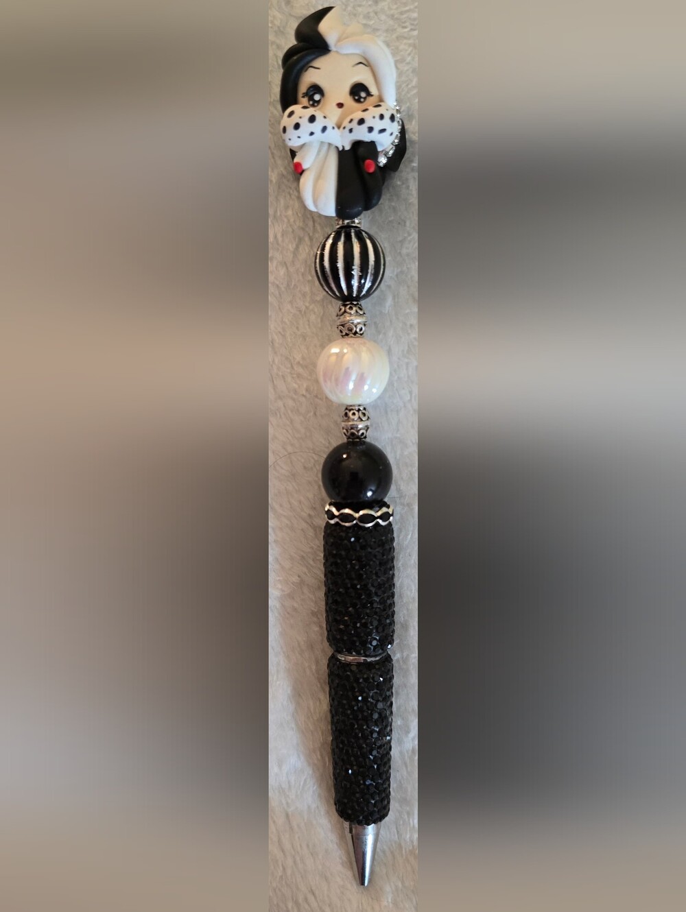 Black & White Beaded Pen - Cruella